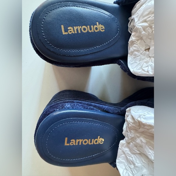 Larroude Miso Clog Women's Midnight Blue Velvet Corduroy Platform Shoes New - Picture 8 of 10